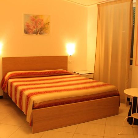 Marianna Quiet Rooms Монтероссо-аль-Маре Экстерьер фото